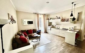 Central Appartment Piazza Bologna RM Perris House
